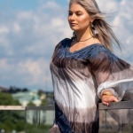 Welche Farben stehen Blondinen? Die schönsten Kleidungsfarben für blonde Haare