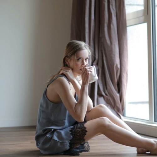 5 Minuten am Fenster: Ein Morgenritual, das deinen Tag sofort leichter macht