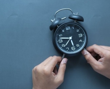 Zeit im Griff: Praktische Tipps, um das Zeitgefühl bei ADHS zu stärken