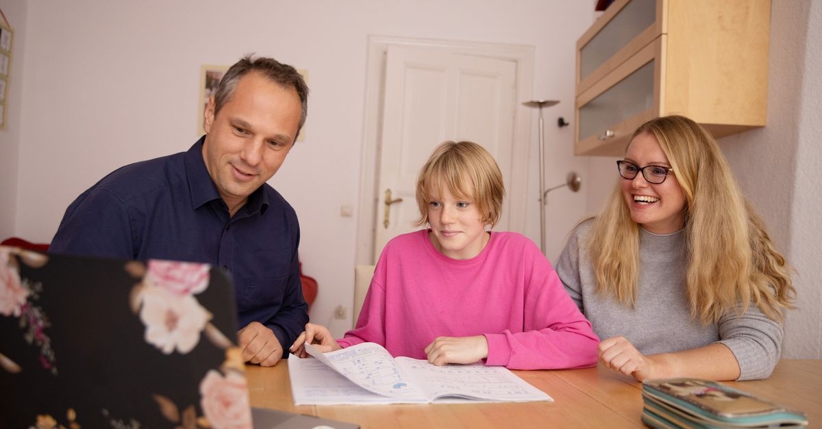 Bunt wie das Leben: Familienvielfalt kindgerecht erklären – so gelingt’s spielerisch