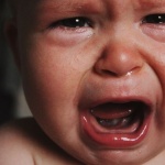 Wenn das Baby untröstlich weint: So finden Eltern professionelle Hilfe und neue Ruhe